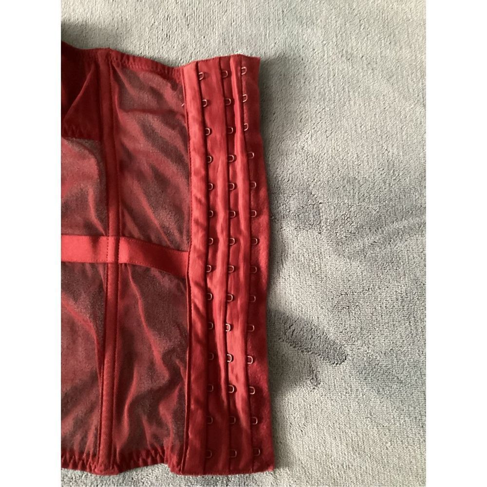 Victoria Secret Corset - Picture 7 of 13